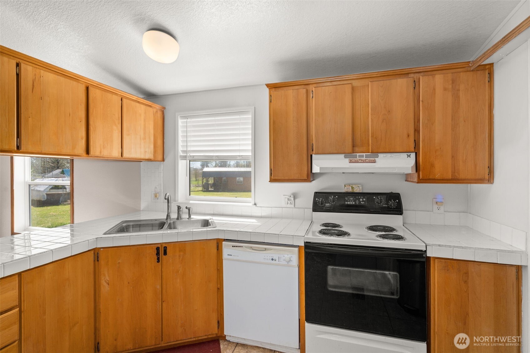 190 Poetsch Road , Toledo, WA 98591