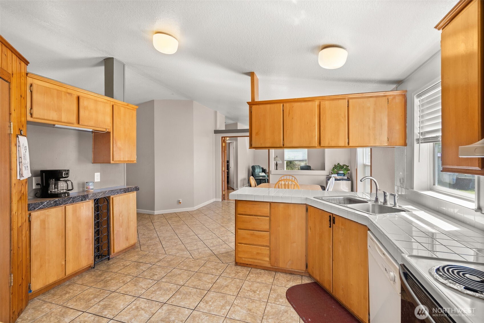 190 Poetsch Road , Toledo, WA 98591
