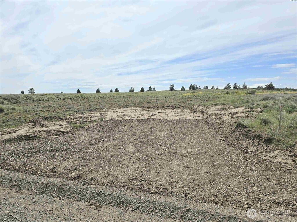 141 Middle Rd , Bickleton, WA 99322
