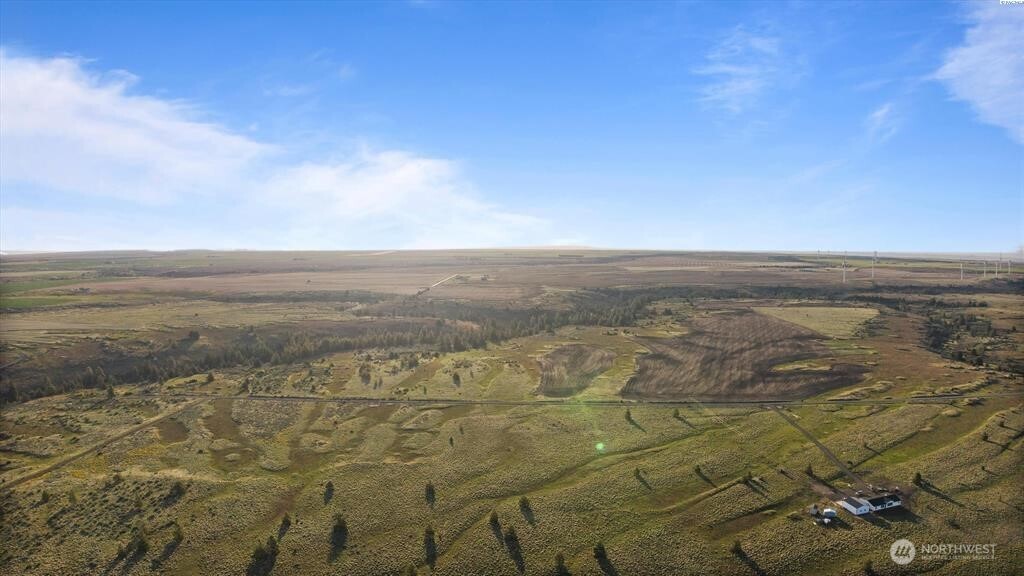 141 Middle Rd , Bickleton, WA 99322
