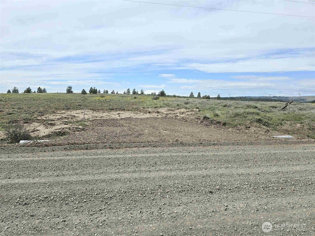 141 Middle Rd , Bickleton, WA 99322