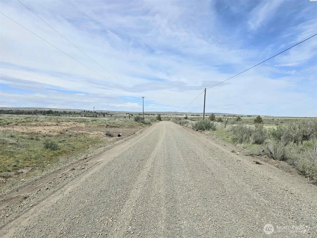 141 Middle Rd , Bickleton, WA 99322