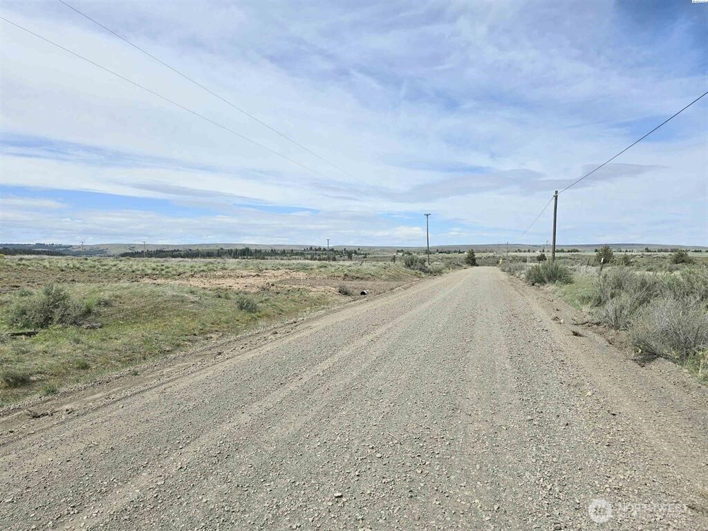 141 Middle Rd , Bickleton, WA 99322