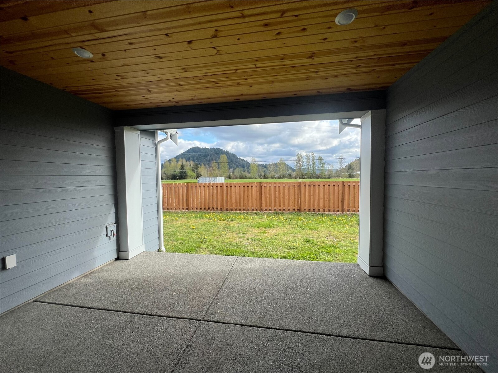 596 Thompson (Lot 18) Drive , Enumclaw, WA 98022