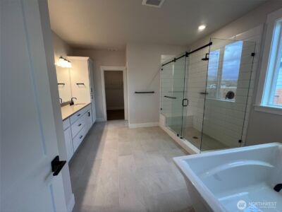 596 Thompson (Lot 18) Drive , Enumclaw, WA 98022 - Photo 7