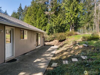 1350 E Saint Andrews N, Shelton, WA 98584 - Photo 31