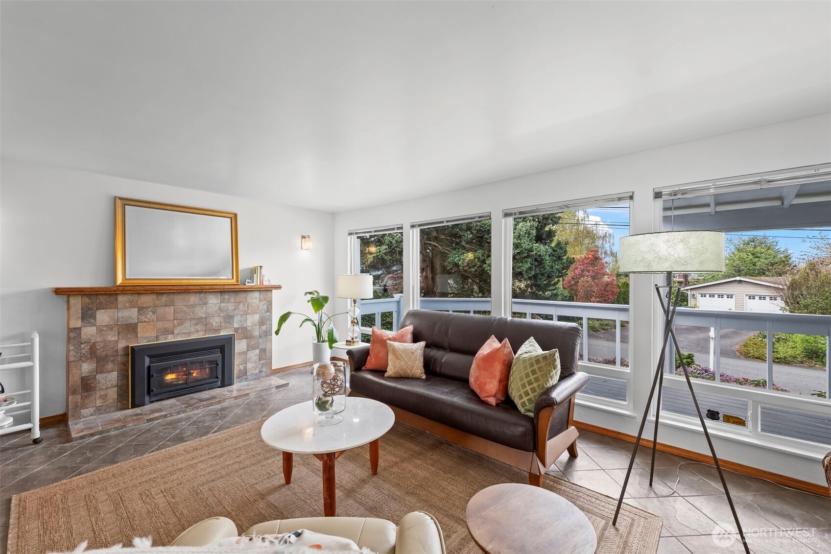 1767 N Bridgeview Drive , Tacoma, WA 98406
