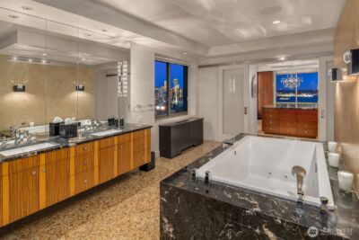 111 W Highland Drive #9E&9W, Seattle, WA 98119 - Photo 23