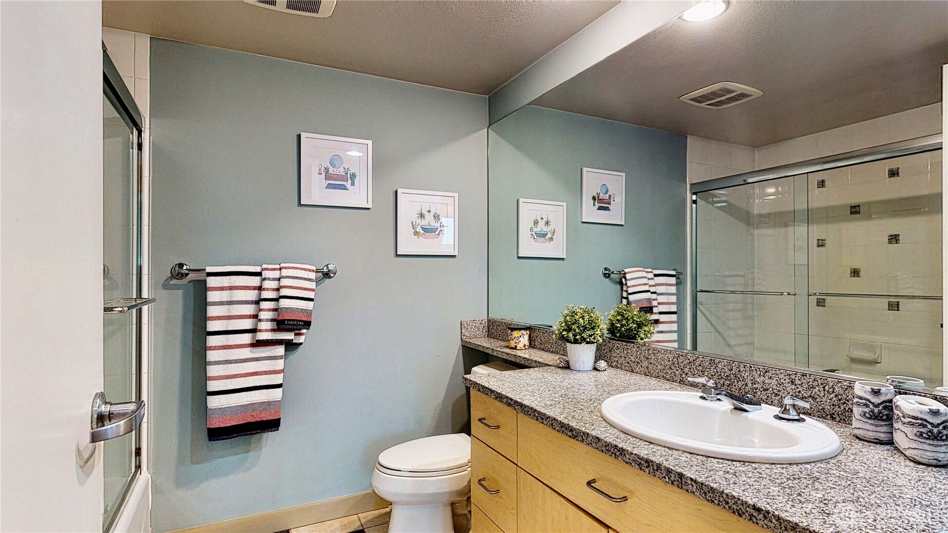 1100 106th Avenue NE #704, Bellevue, WA 98004