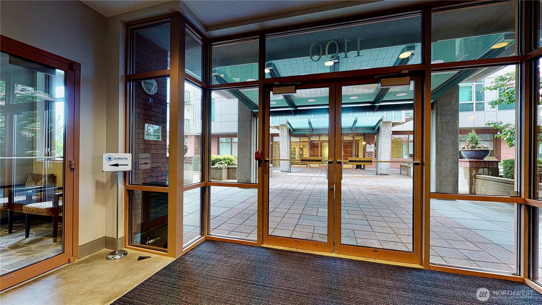 1100 106th Avenue NE #704, Bellevue, WA 98004