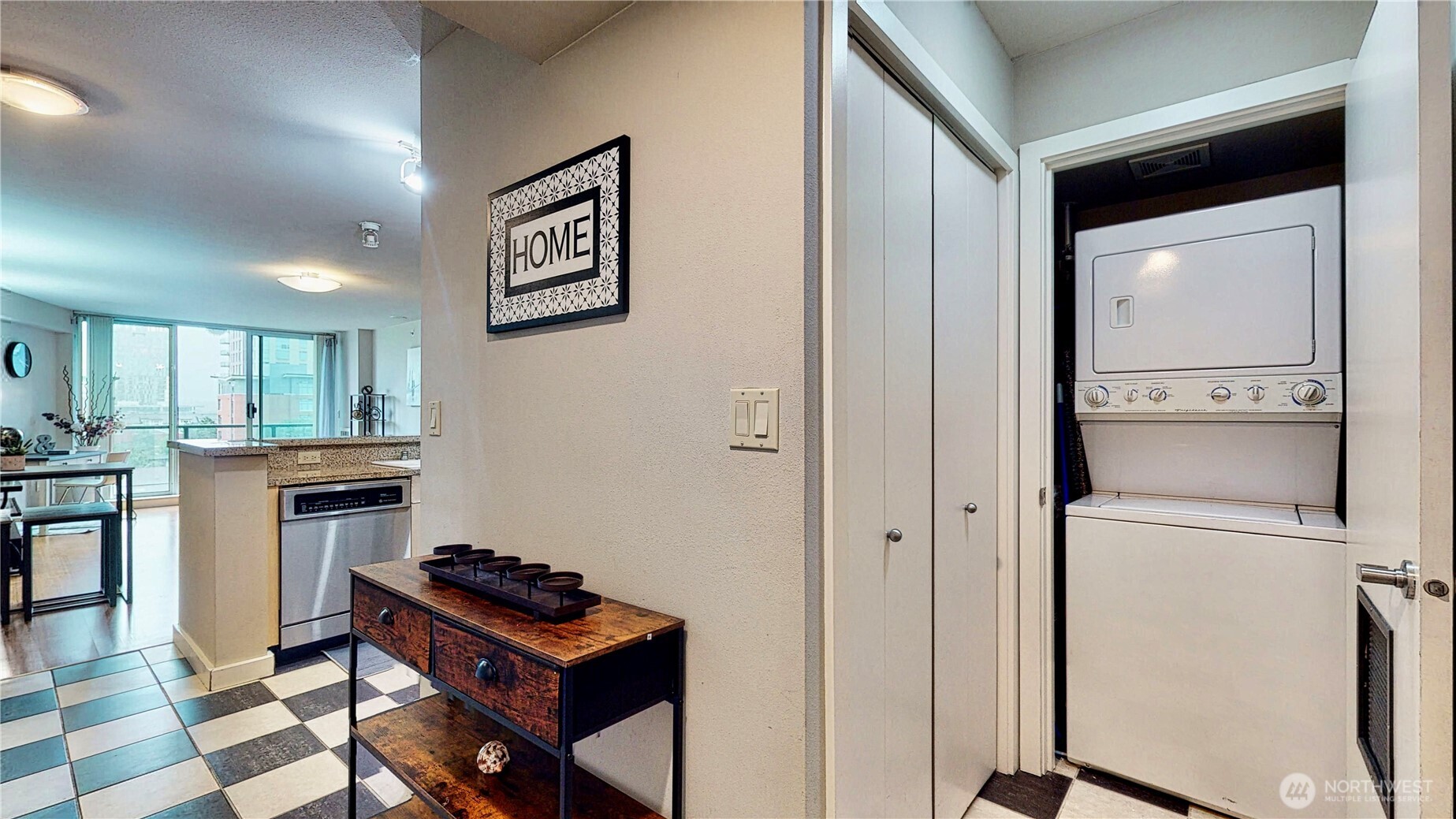 1100 106th Avenue NE #704, Bellevue, WA 98004