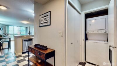 1100 106th Avenue NE #704, Bellevue, WA 98004 - Photo 4