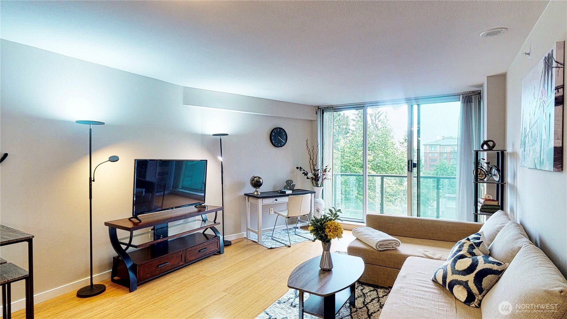 1100 106th Avenue NE #704, Bellevue, WA 98004