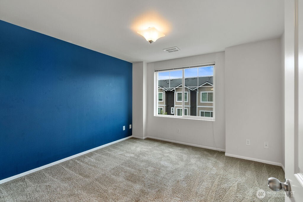 3417 30th Drive , Everett, WA 98201