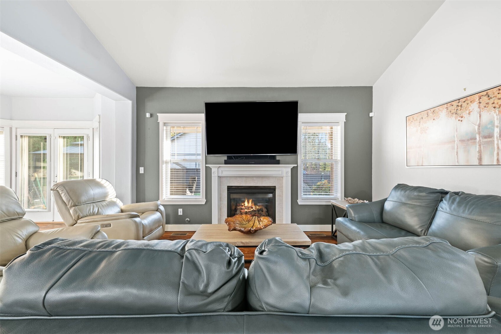 9069 Eagle Point Loop Road SE, Lakewood, WA 98498