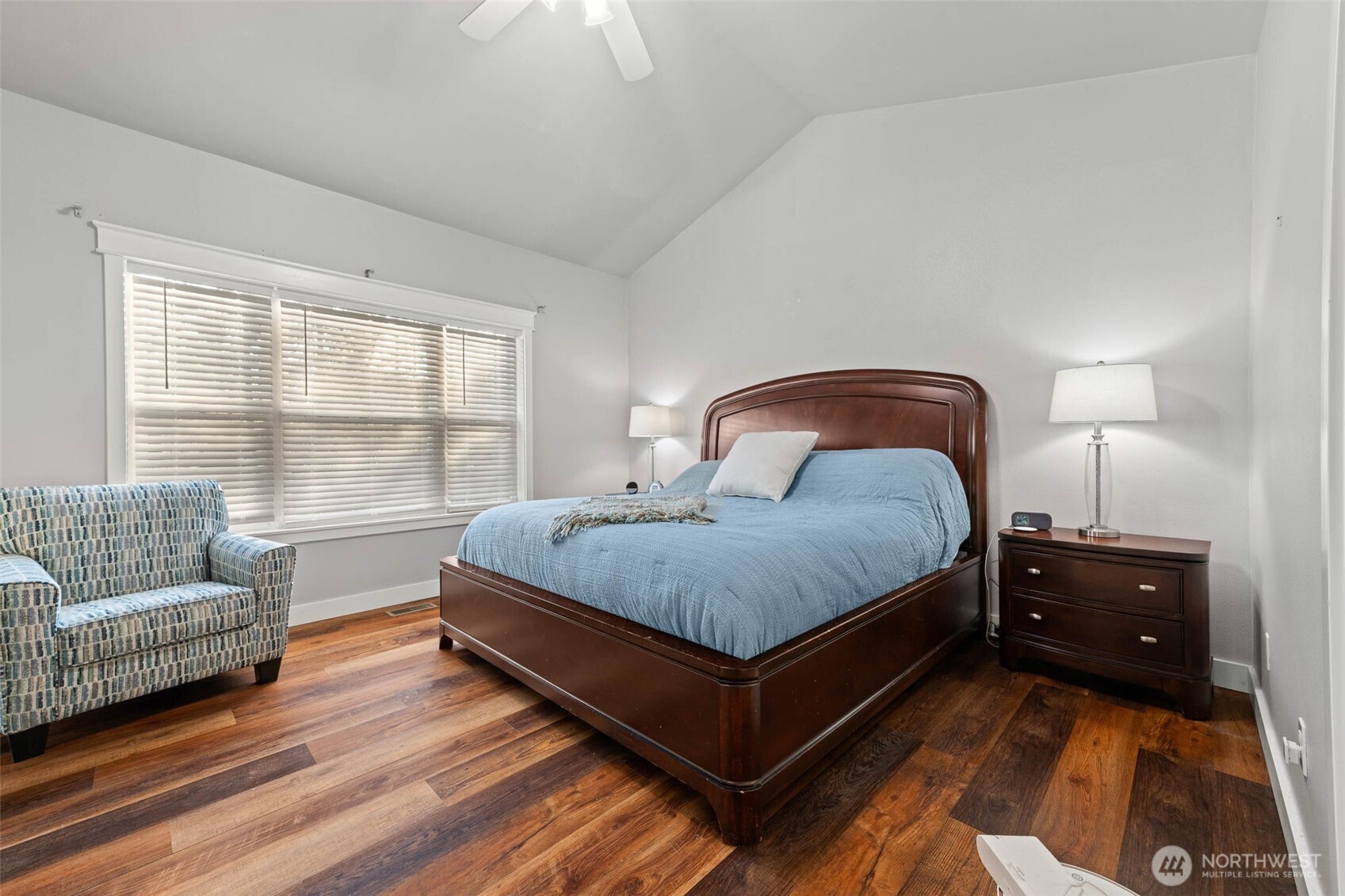 9069 Eagle Point Loop Road SE, Lakewood, WA 98498