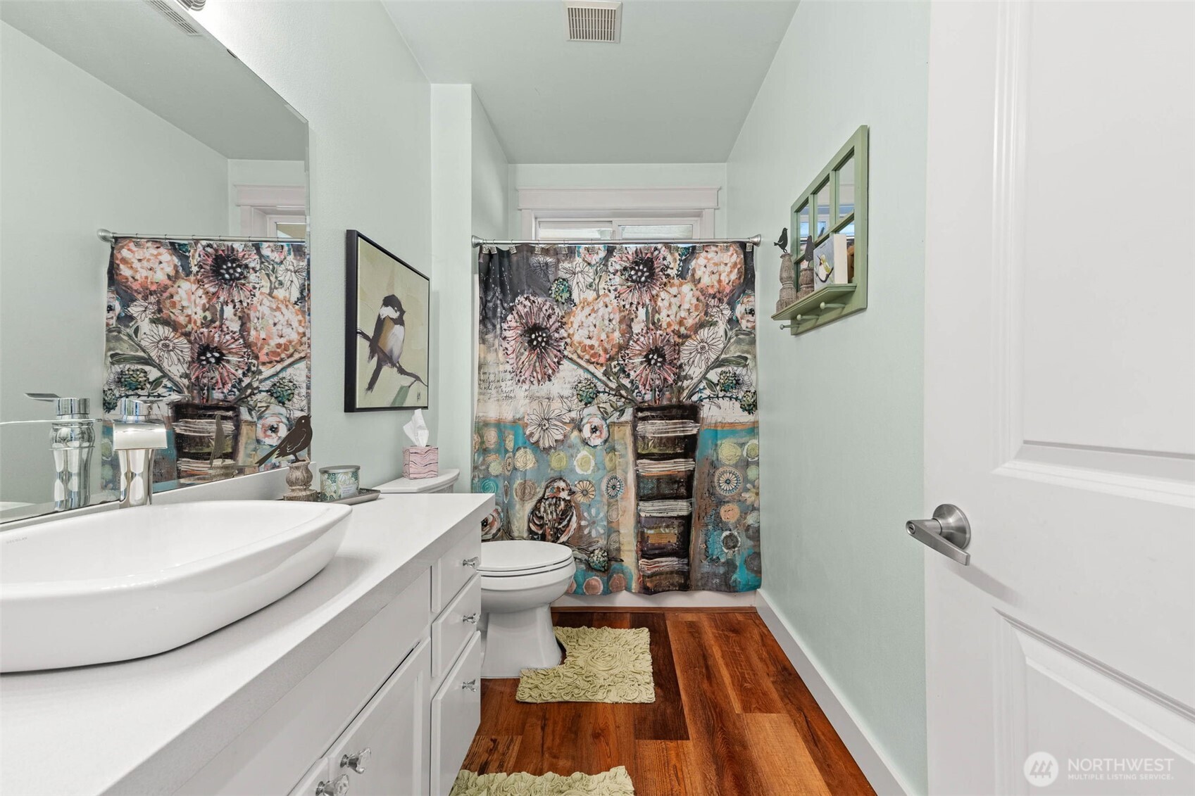 9069 Eagle Point Loop Road SE, Lakewood, WA 98498