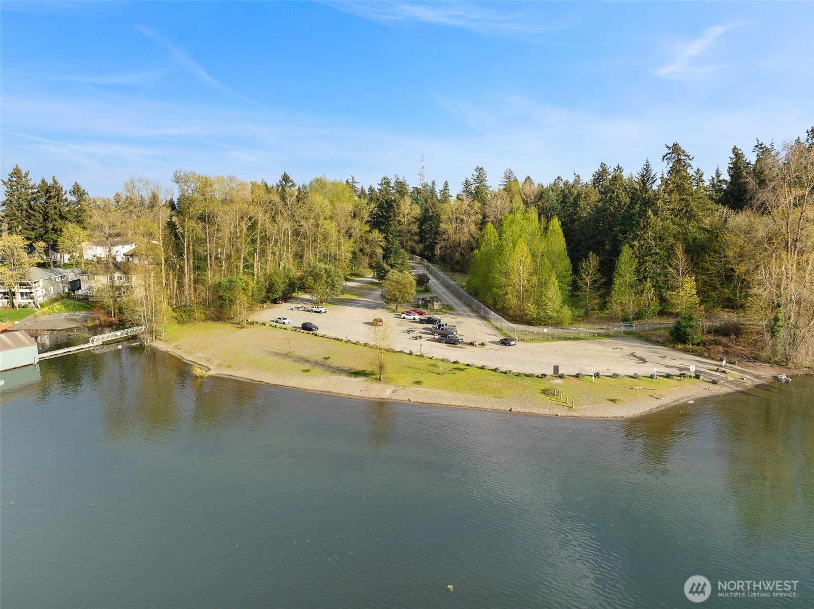 9069 Eagle Point Loop Road SE, Lakewood, WA 98498