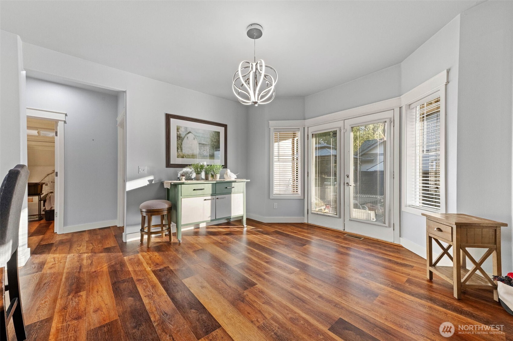 9069 Eagle Point Loop Road SE, Lakewood, WA 98498