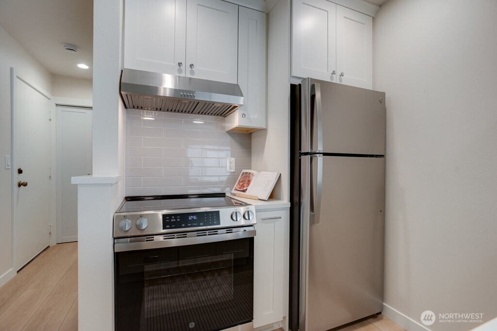 1312 6th Avenue N #9, Seattle, WA 98109
