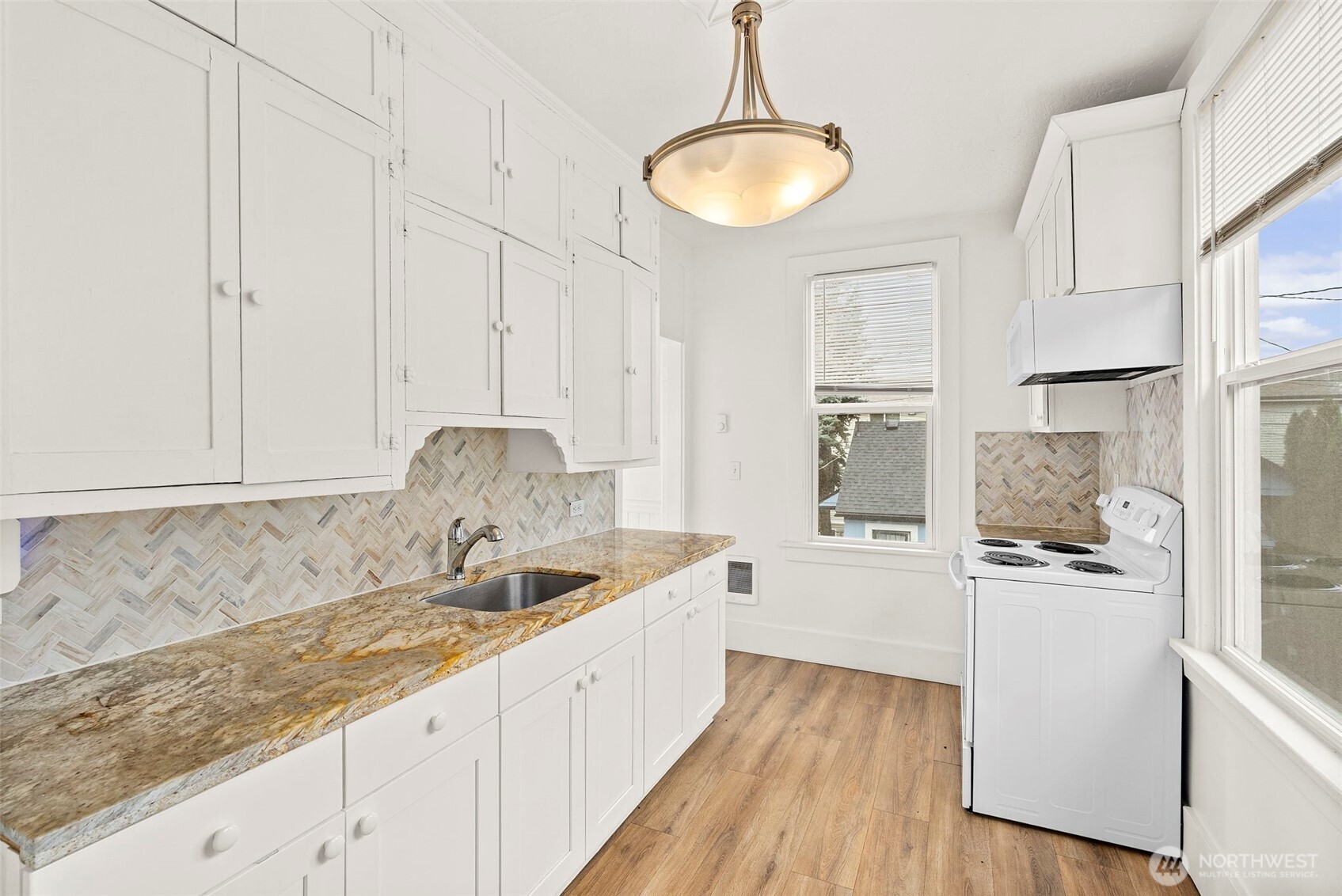 409 S 30th Street , Tacoma, WA 98402