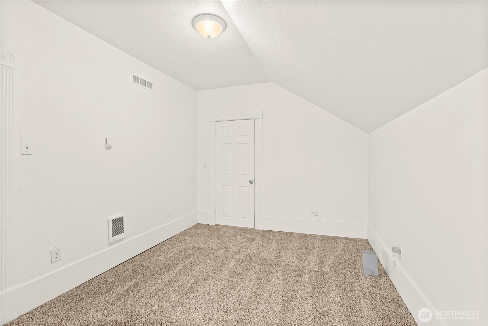409 S 30th Street , Tacoma, WA 98402