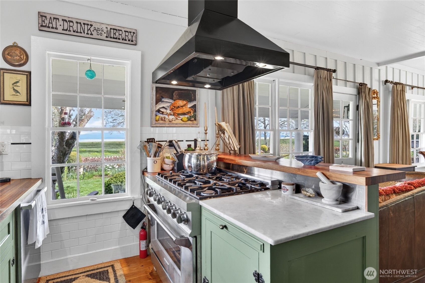 33519 Territory Road , Oysterville, WA 98641