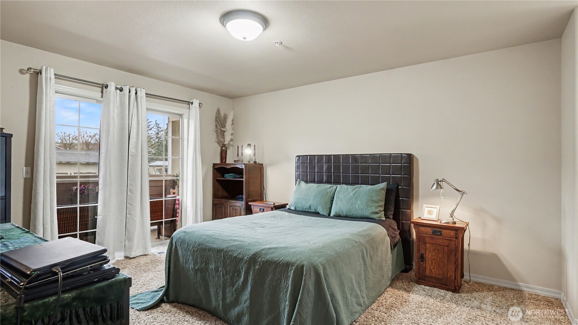 21900 SE 242nd Street #B1, Maple Valley, WA 98038