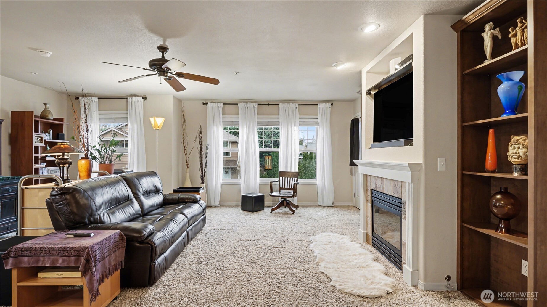 21900 SE 242nd Street #B1, Maple Valley, WA 98038
