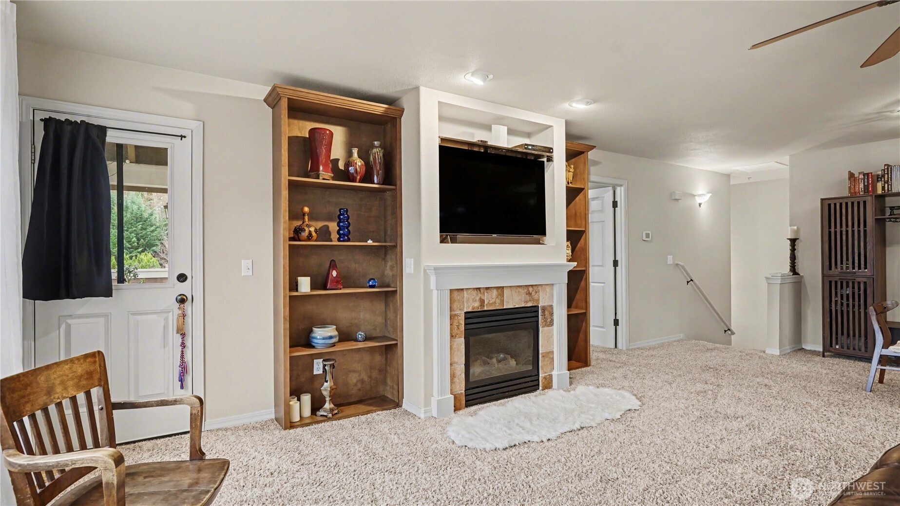 21900 SE 242nd Street #B1, Maple Valley, WA 98038
