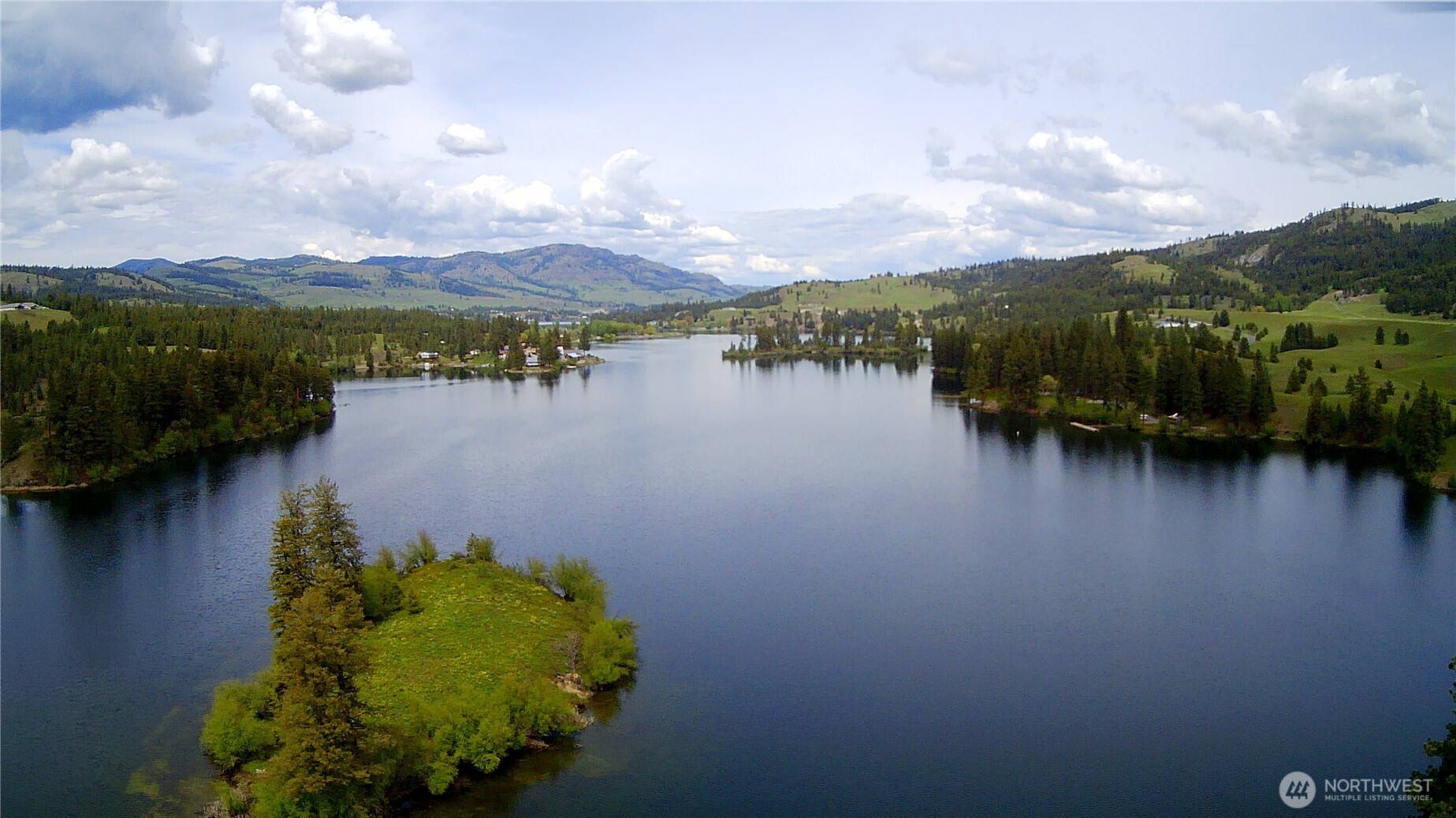 6 Tanager Lane , Republic, WA 99166