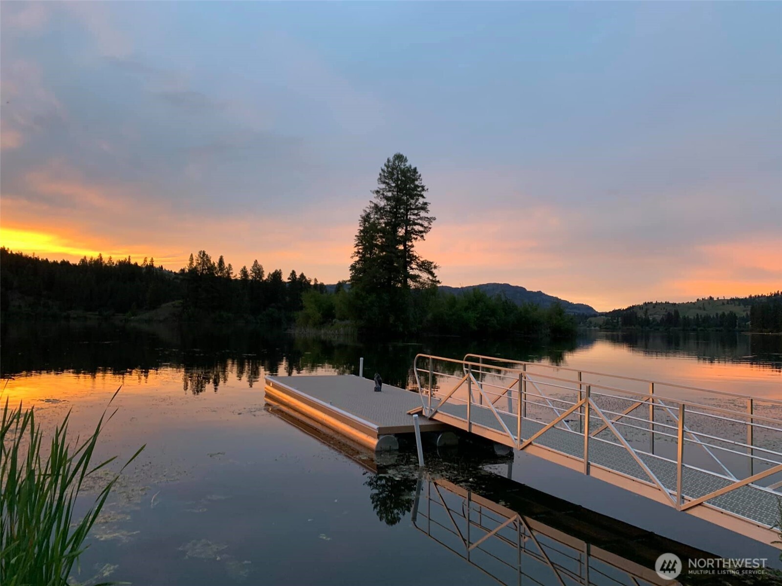 6 Tanager Lane , Republic, WA 99166