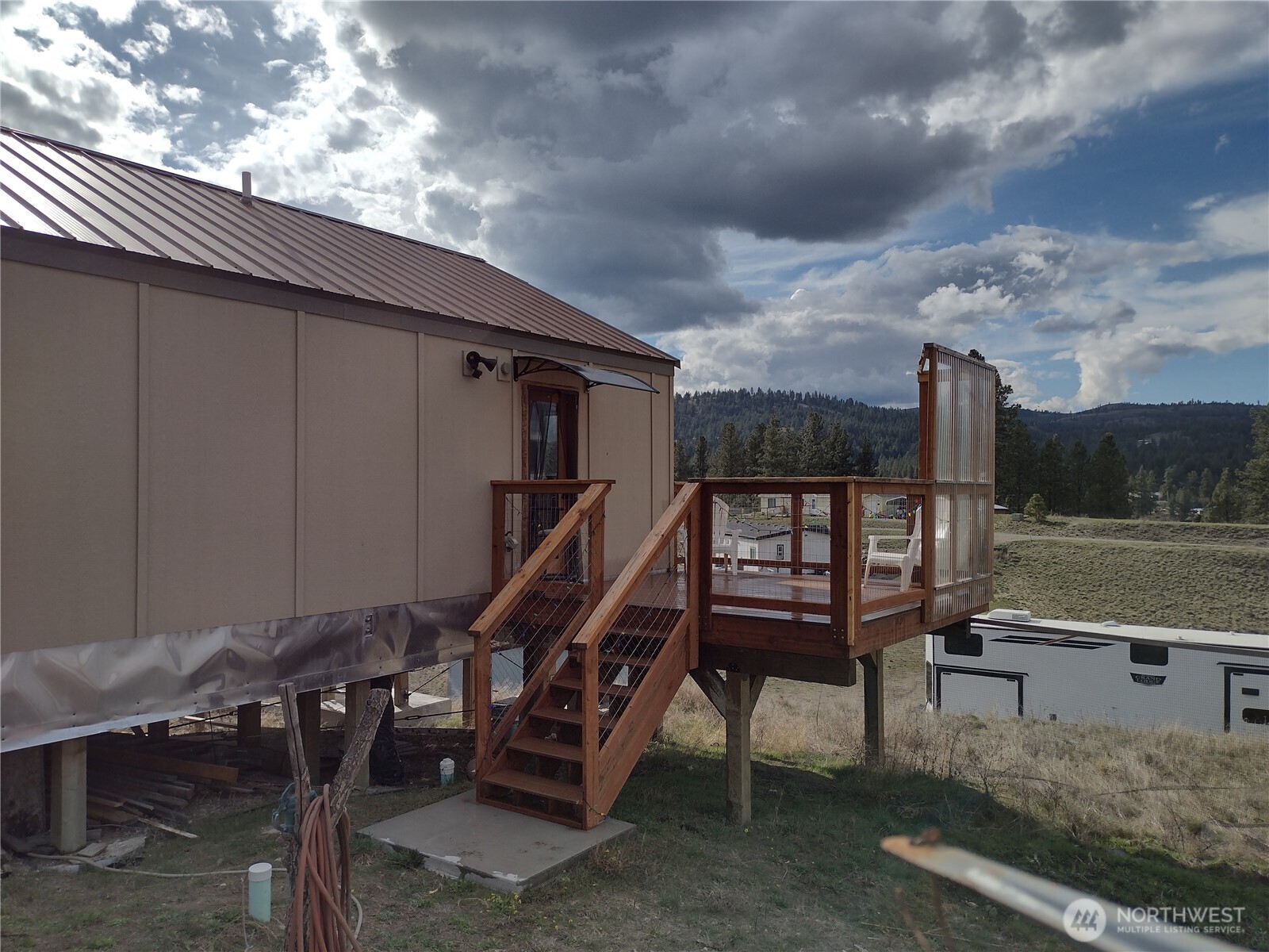 6 Tanager Lane , Republic, WA 99166