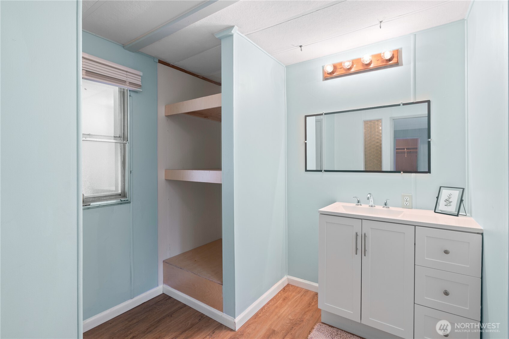 2284 Yew Street Road #E-1, Bellingham, WA 98229