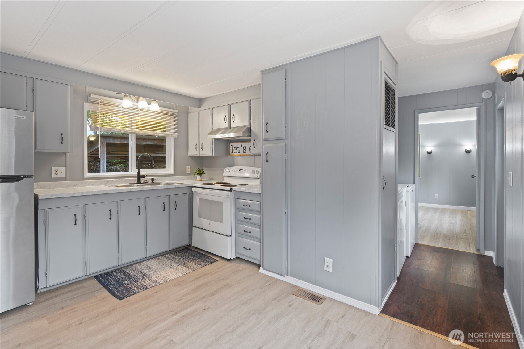 2284 Yew Street Road #E-1, Bellingham, WA 98229