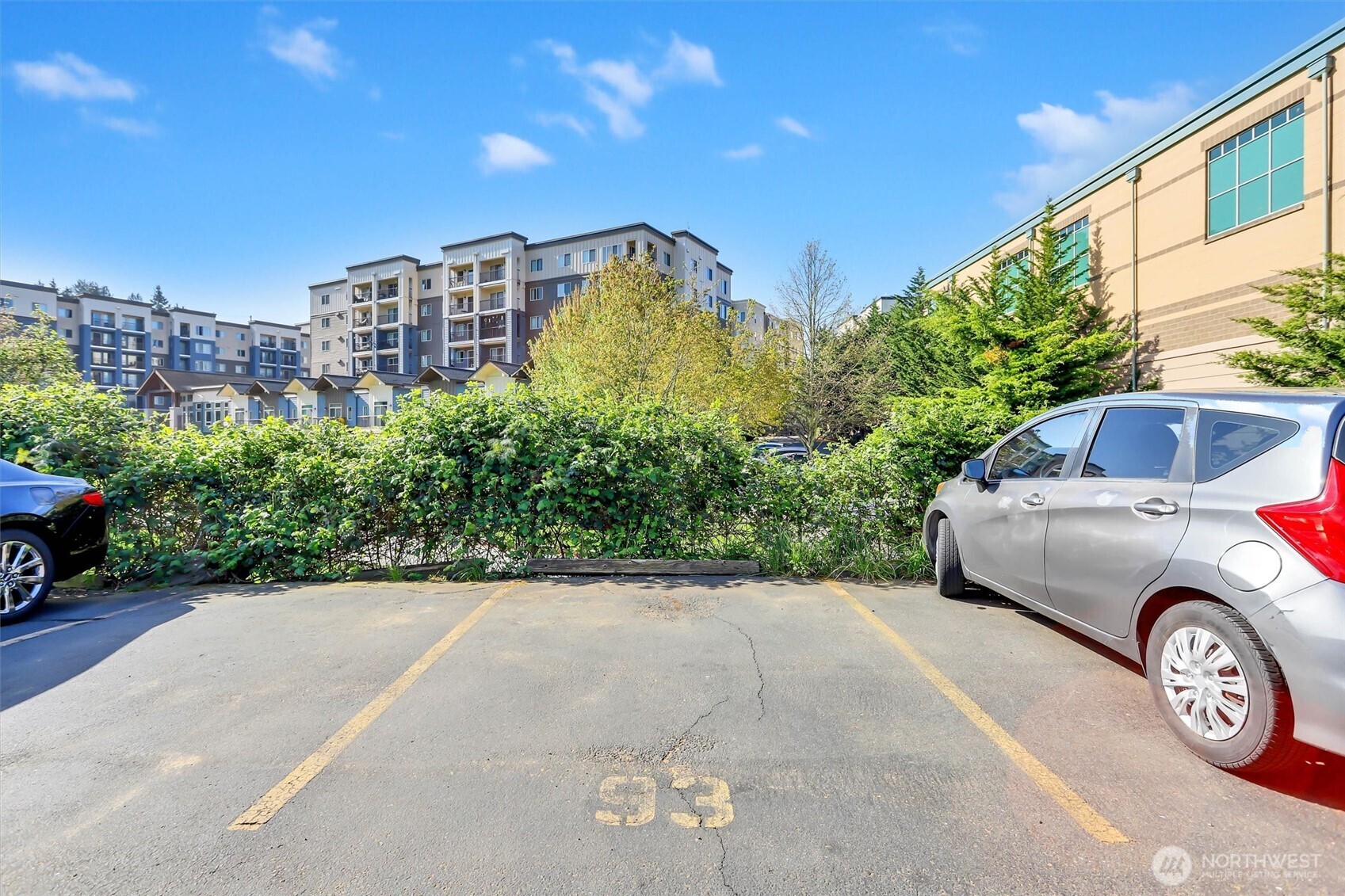 19414 Aurora Avenue N #107, Shoreline, WA 98133