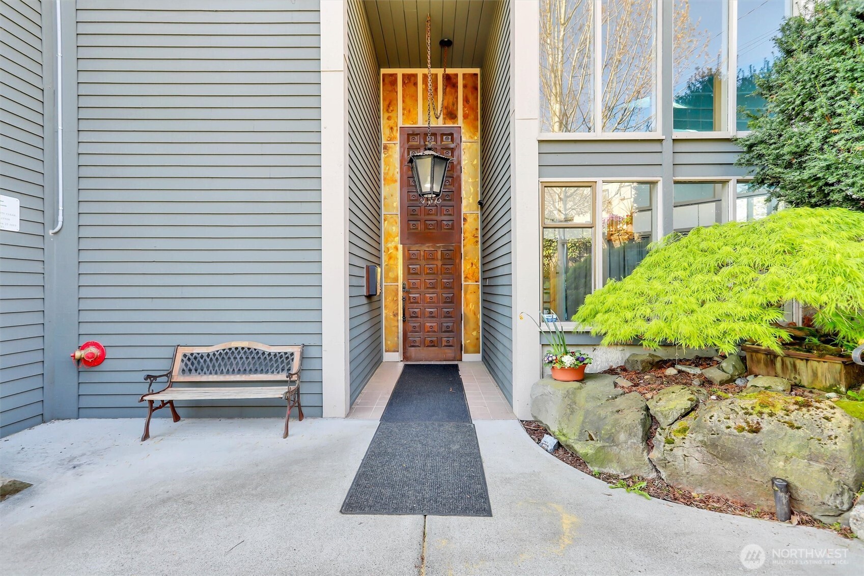 19414 Aurora Avenue N #107, Shoreline, WA 98133