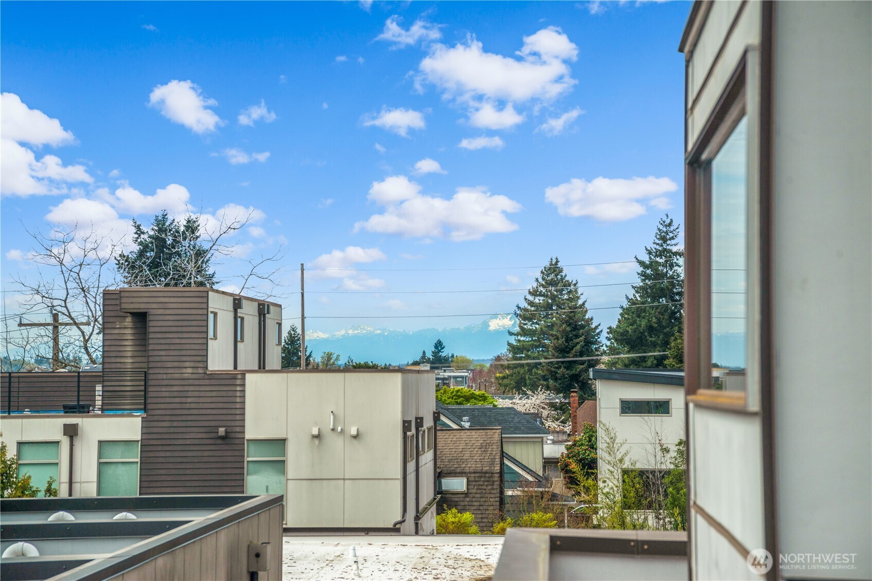 804 NW 63rd Street #B, Seattle, WA 98107