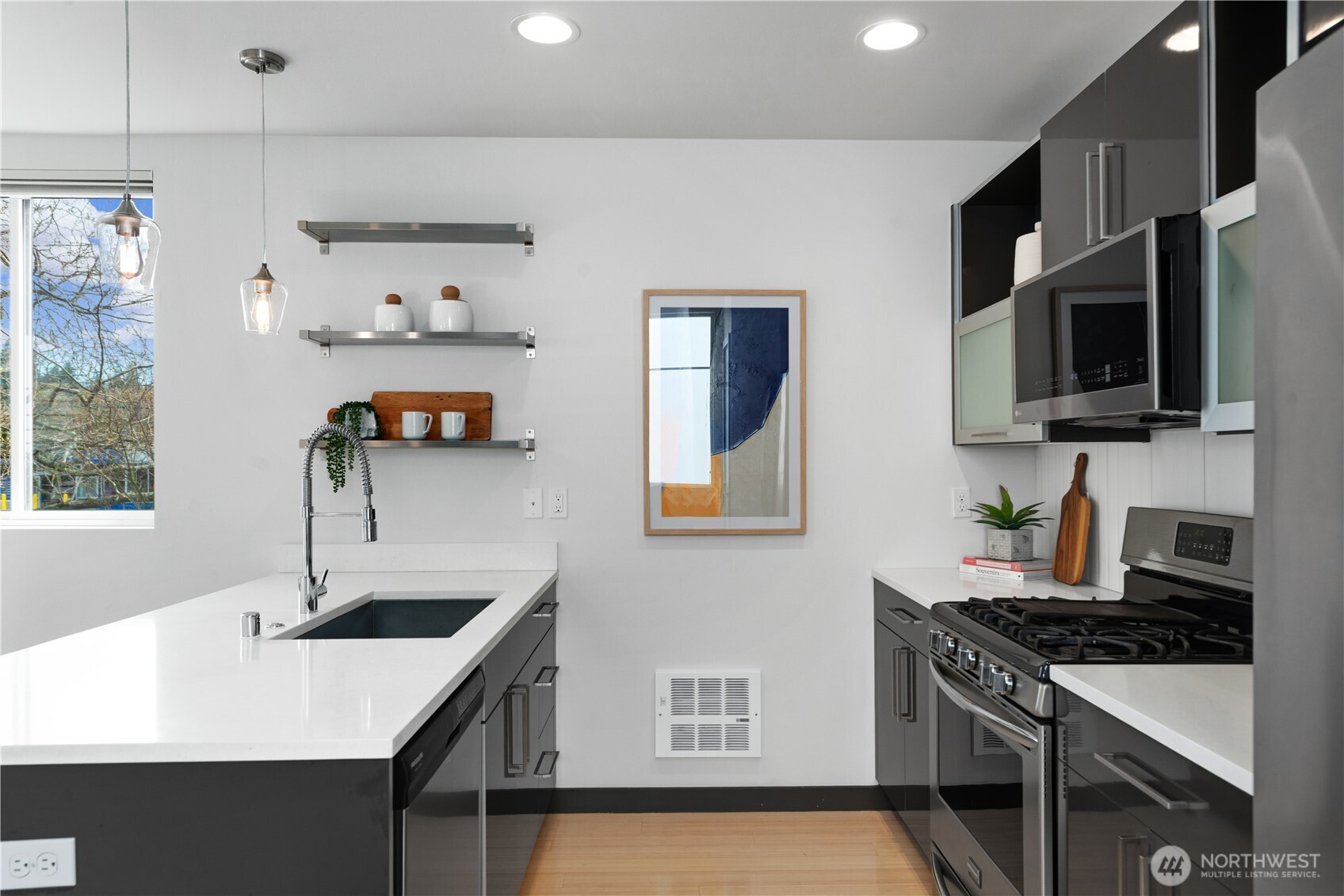 804 NW 63rd Street #B, Seattle, WA 98107