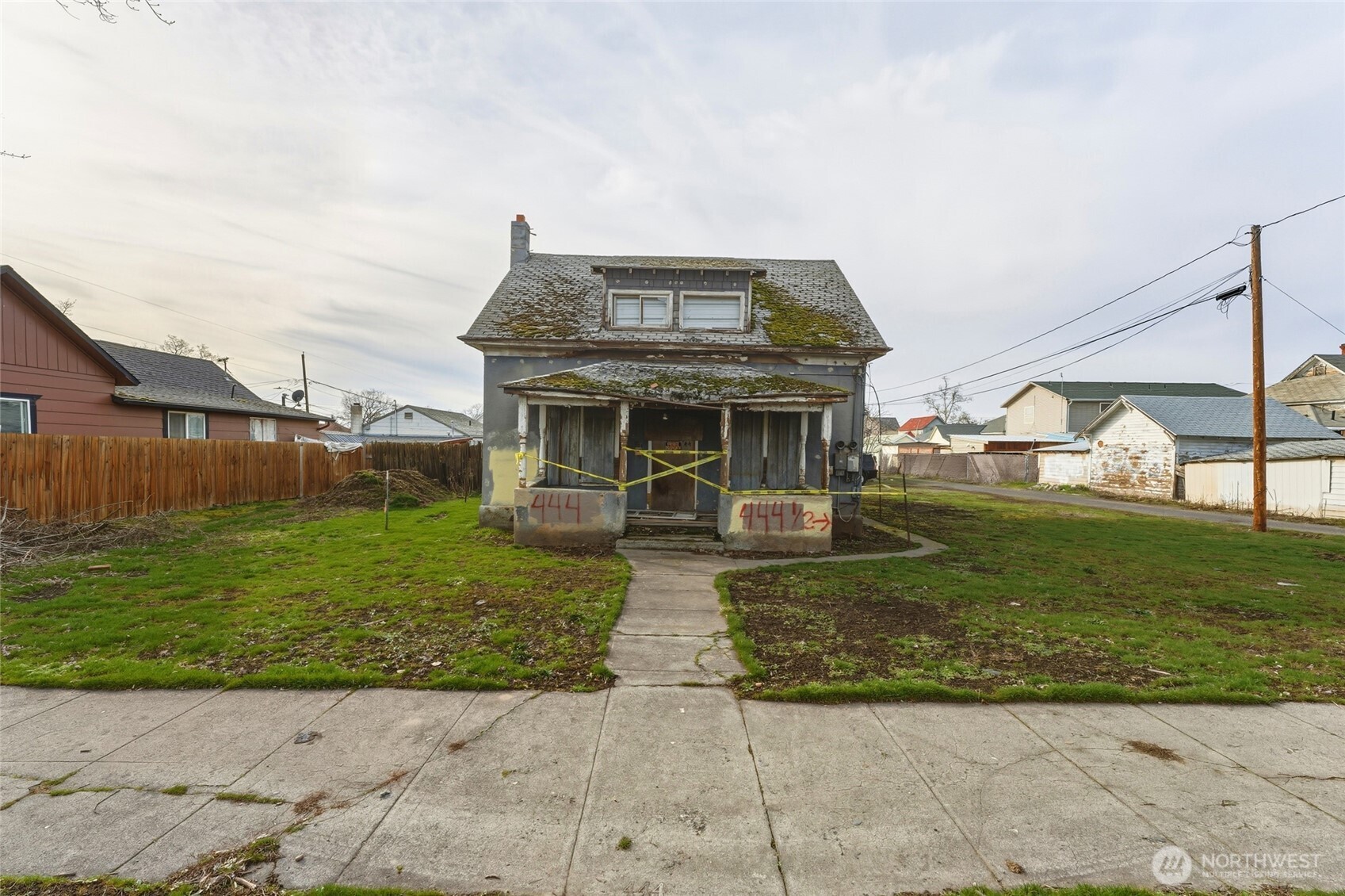 444 -444 1/2 S 4th Avenue , Walla Walla, WA 99362