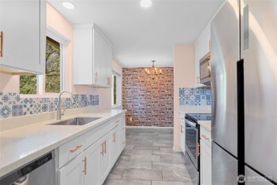 28600 SE 226th Street , Maple Valley, WA 98038 - Photo 14