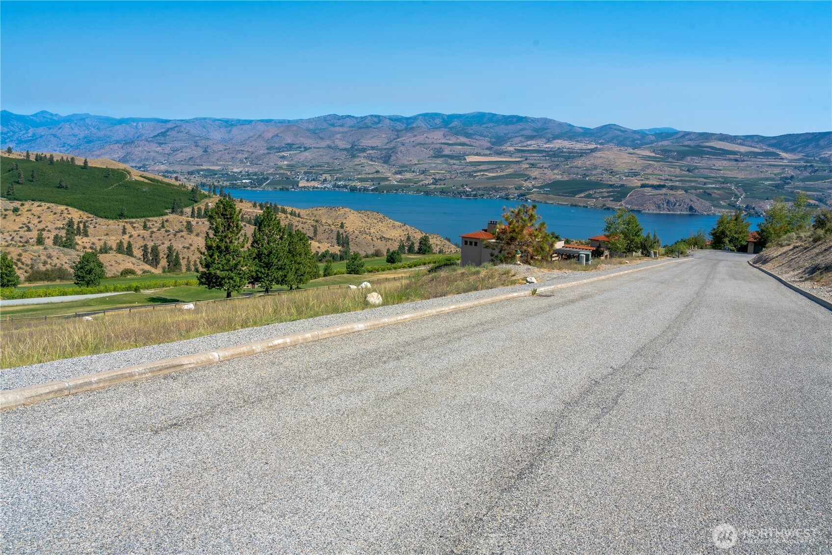 322 Paintbrush Road , Chelan, WA 98816