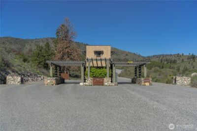 322 Paintbrush Road , Chelan, WA 98816 - Photo 25