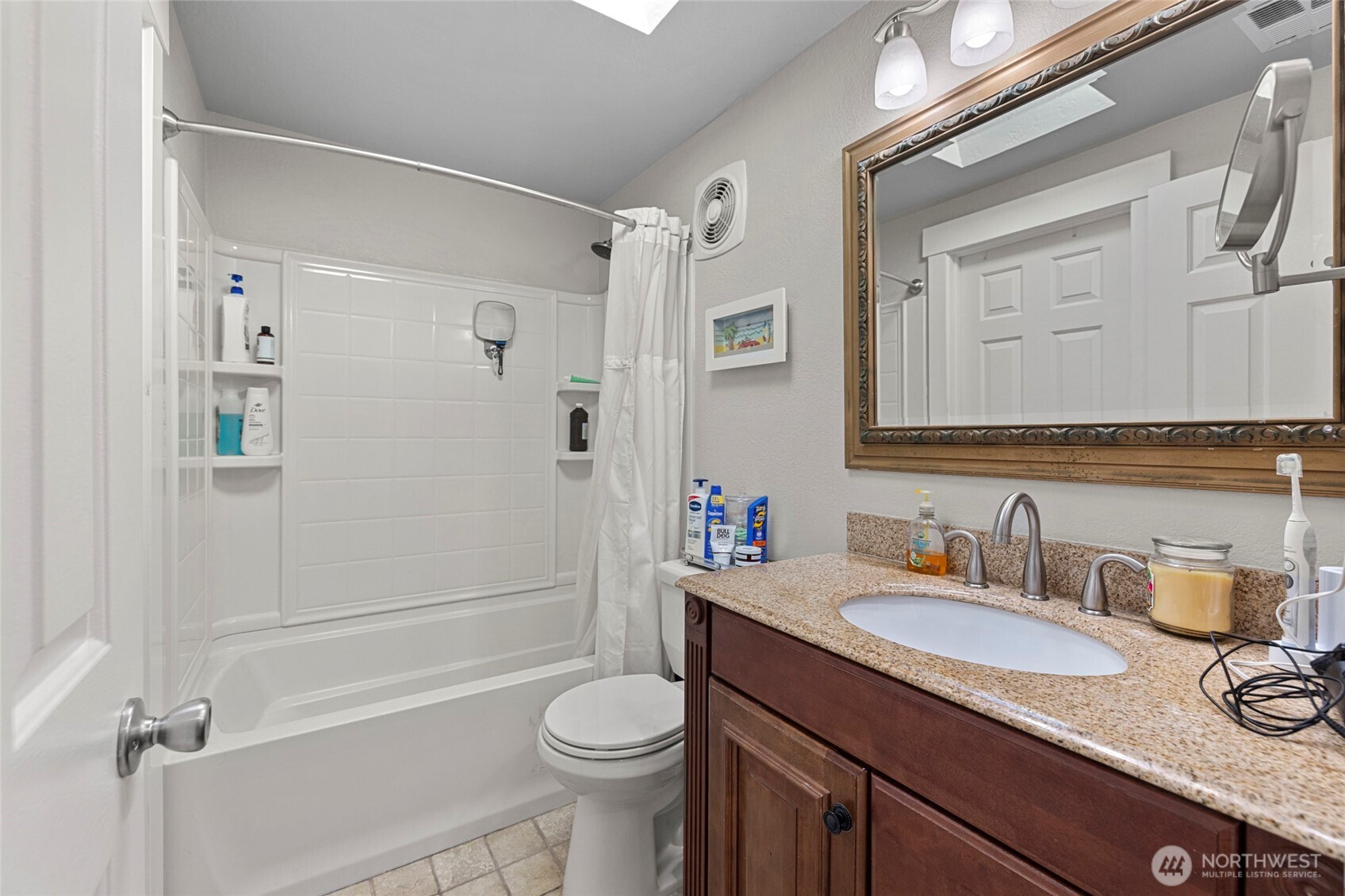 1607 B Avenue , Anacortes, WA 98221