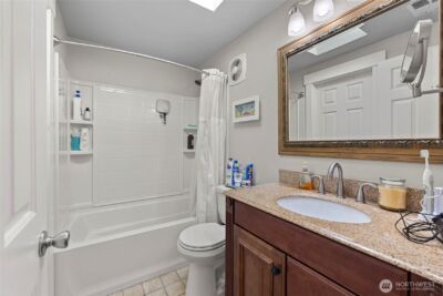 1607 B Avenue , Anacortes, WA 98221 - Photo 16