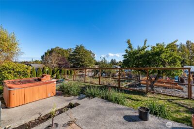 1607 B Avenue , Anacortes, WA 98221 - Photo 36