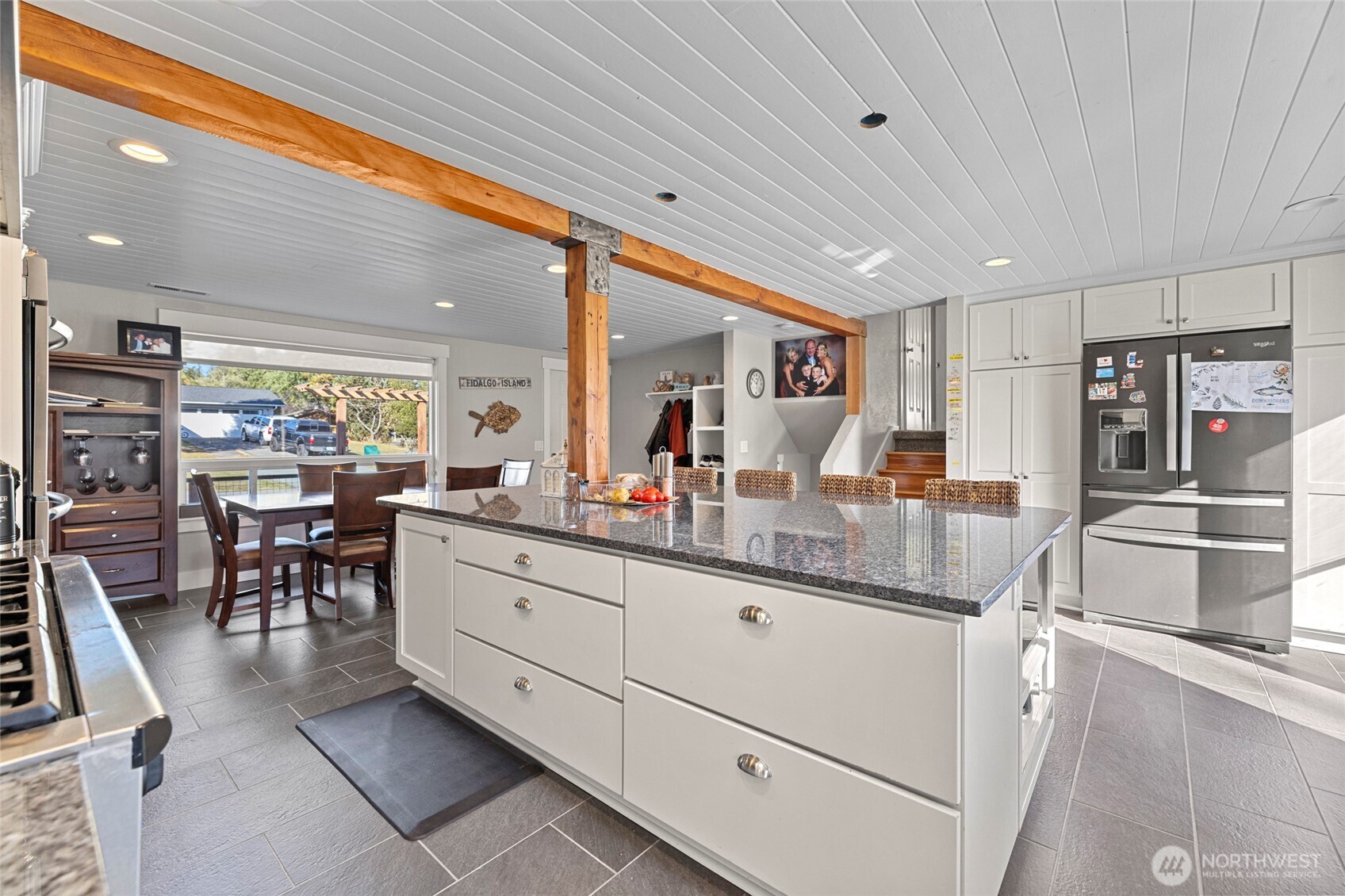 1607 B Avenue , Anacortes, WA 98221