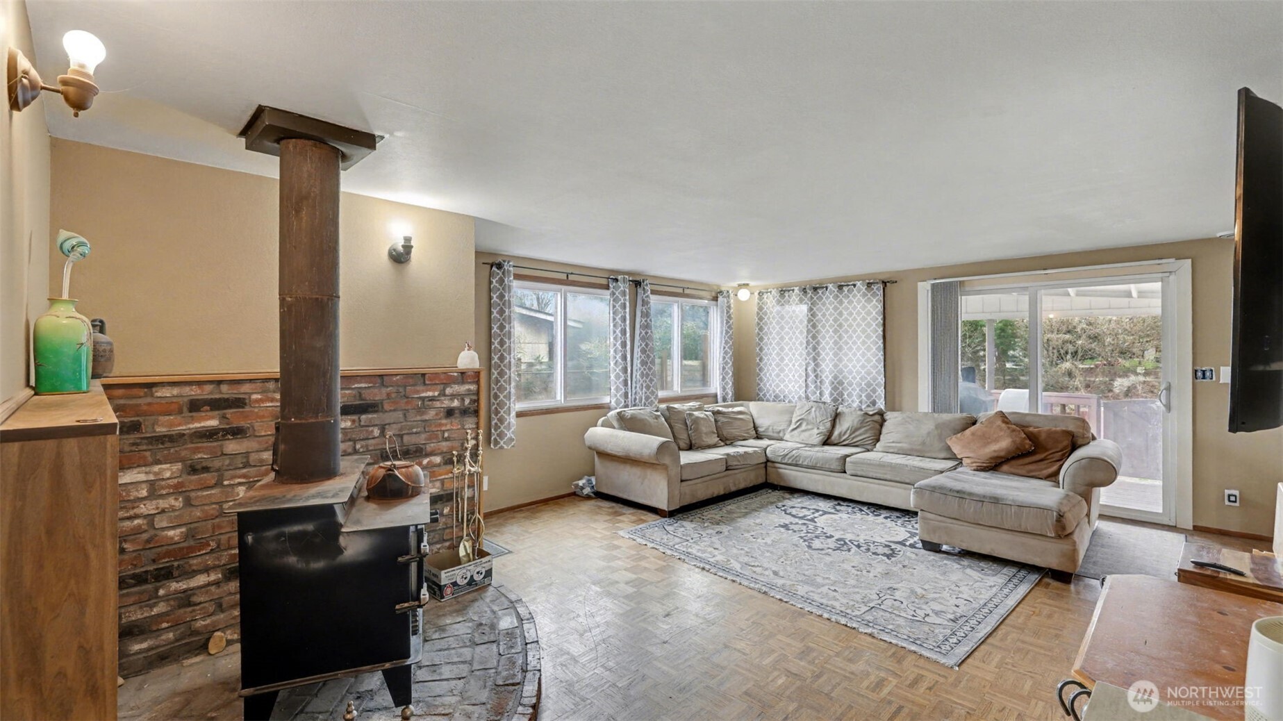 12507 50th Place S, Tukwila, WA 98108