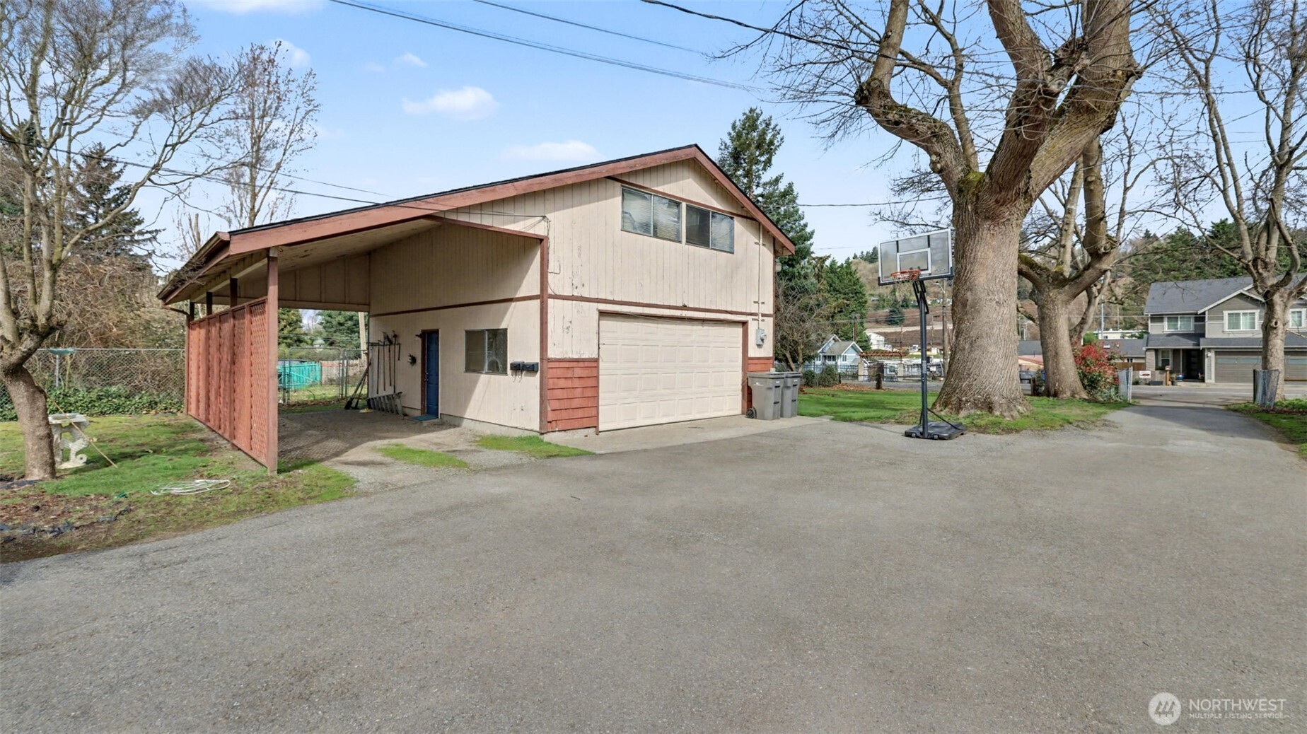12507 50th Place S, Tukwila, WA 98108