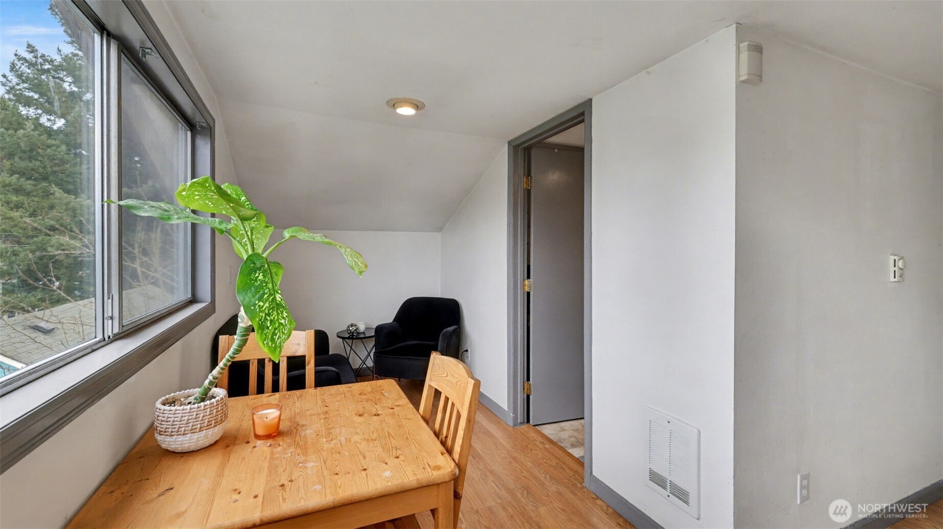12507 50th Place S, Tukwila, WA 98108